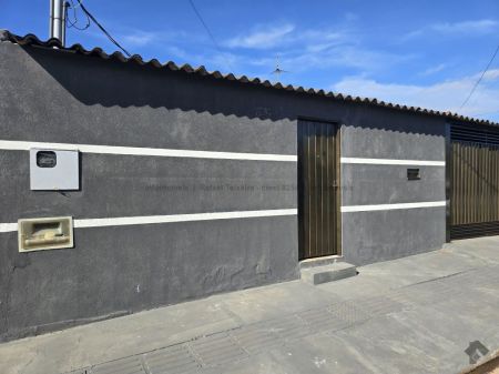 Casa-Térrea em Jardim Vida Nova