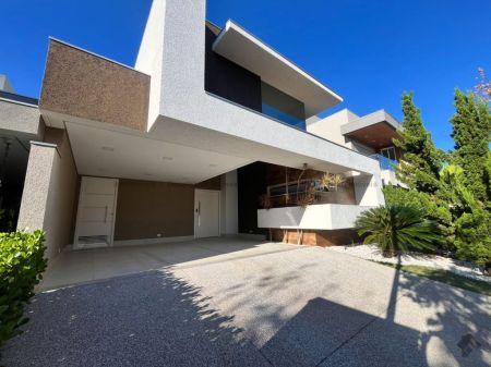 Casa-Térrea-Condomínio em Pq. Residencial Damha III