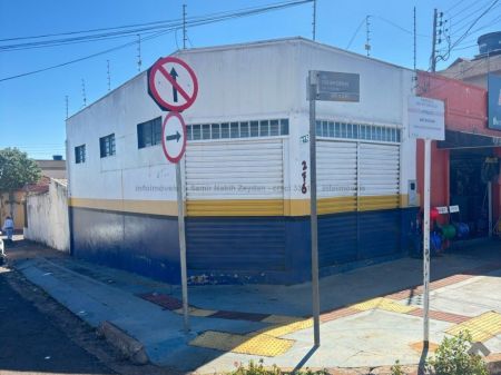 Sala / Salão / Loja em Vila Carvalho