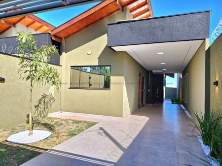 Casa-Térrea em Jardim Seminário