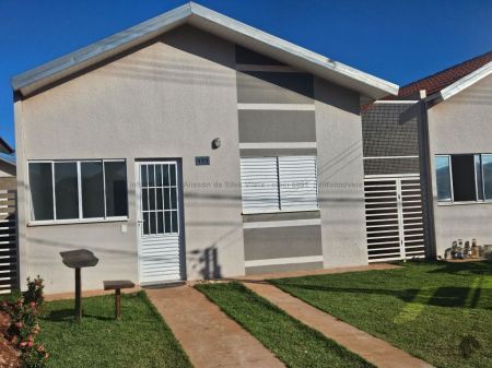Casa-Térrea-Condomínio em Vila Nasser