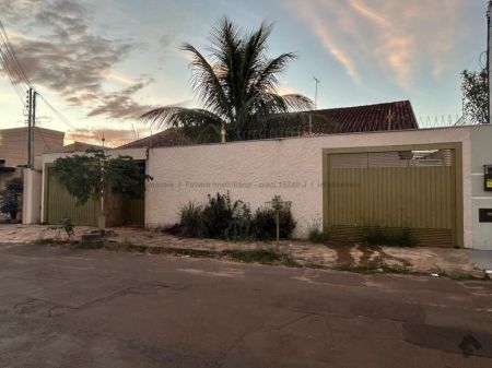 Casa-Térrea em Giocondo Orsi