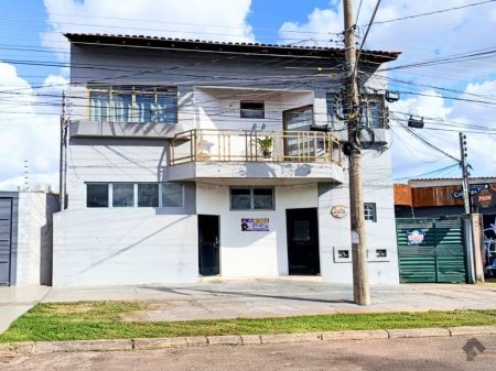 Casa Comercial em Vila Célia
