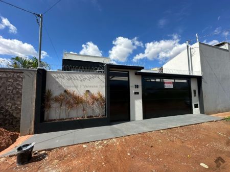 Casa-Térrea em Vila Nasser
