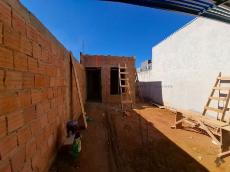 Casa-Térrea em Residencial Figueiras do Parque