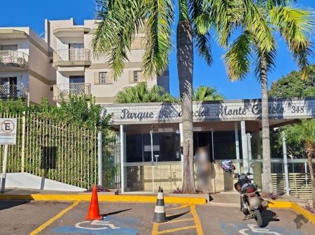 Apartamento em Conjunto Res. Monte Castelo