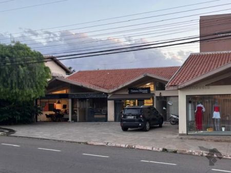 Sala / Salão / Loja em Itanhangá Park