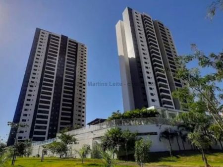 Apartamento em Carandá Bosque I