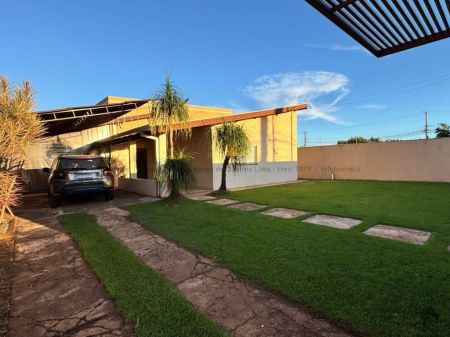 Casa-Térrea em Nova Campo Grande