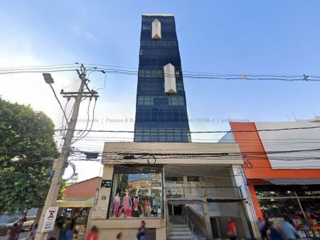 Sala / Salão / Loja em Centro