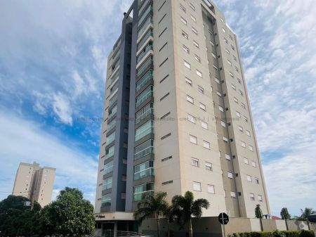 Apartamento em Monte Castelo