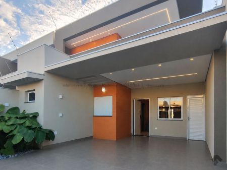 Casa-Térrea em Rita Vieira