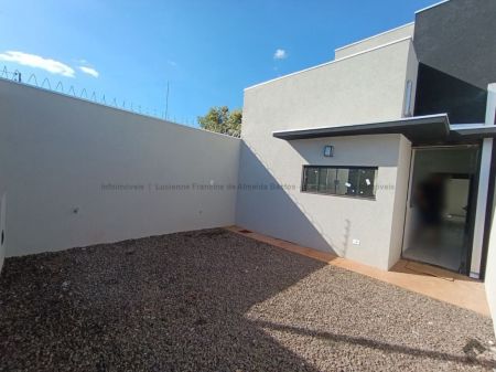 Casa-Térrea em Vila Nasser