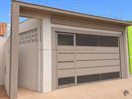 Casa-Térrea em Jardim Nashiville