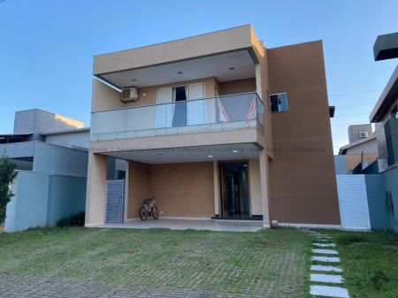 Sobrado-Condomínio em Residencial Alphaville II