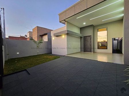 Casa-Térrea em Universitário