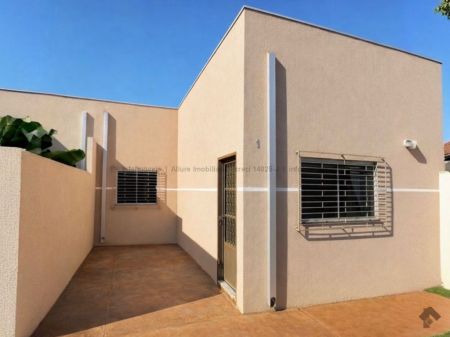 Casa-Térrea-Condomínio em Nova Campo Grande