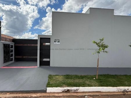 Casa-Térrea-Condomínio em Bela Laguna