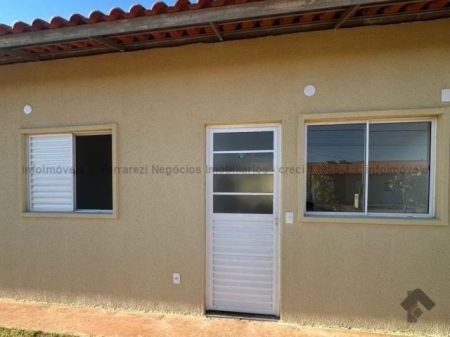 Casa-Térrea-Condomínio em Parati