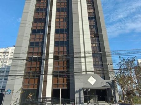 Sala / Salão / Loja em Centro