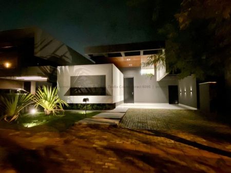 Casa-Térrea-Condomínio em Residencial Alphaville II