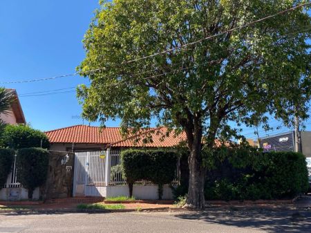 Casa-Térrea em Vila Rica
