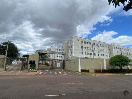 Apartamento em Pioneiros