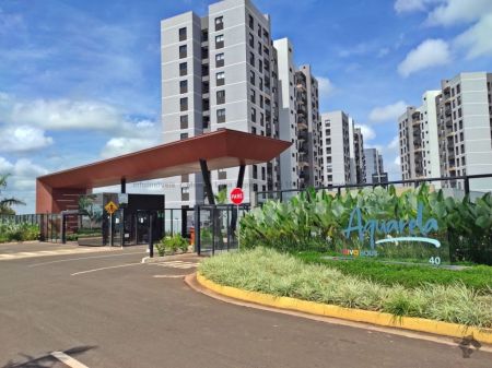 Apartamento em Vivendas do Parque