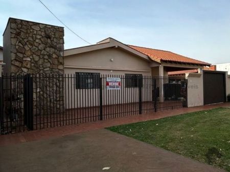 Casa Comercial em Vila Sulmat