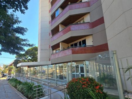 Apartamento em Jardim dos Estados