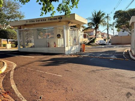 Sobrado-Condomínio em Rita Vieira