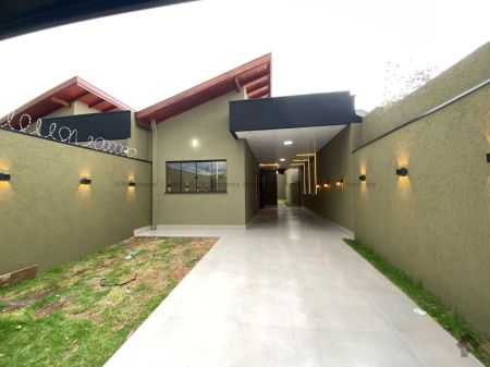 Casa-Térrea em Jardim Seminário