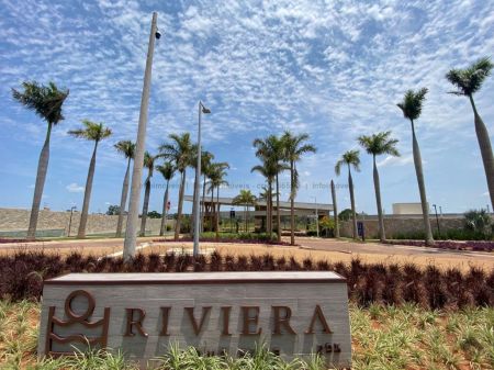 Terreno-Condomínio em Riviera Home Club