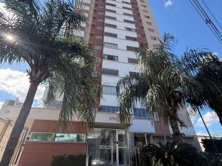Apartamento em Chácara Cachoeira