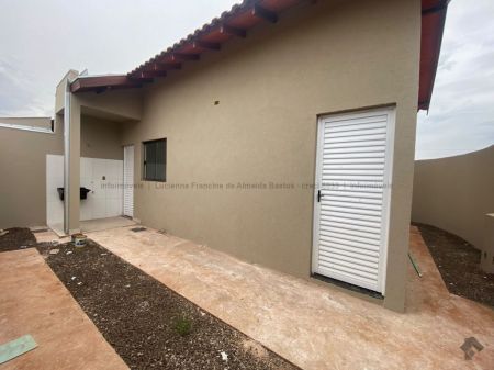 Casa-Térrea em Bela Laguna