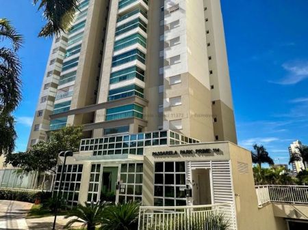 Apartamento em Vivendas do Bosque