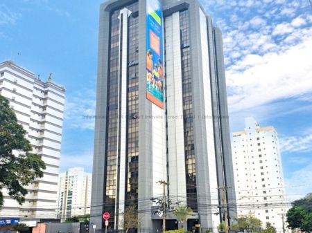 Sala / Salão / Loja em Centro