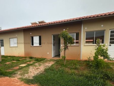 Casa-Térrea-Condomínio em Parati
