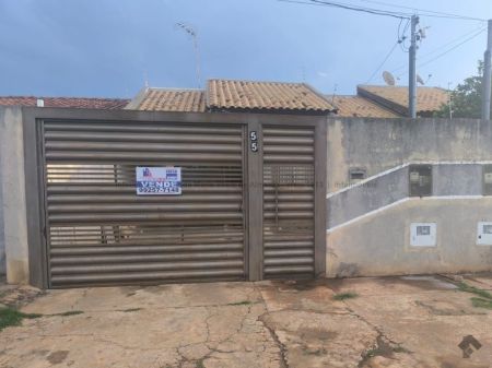 Casa-Térrea em Nova Campo Grande