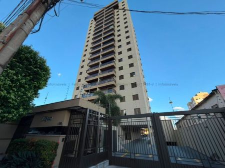 Apto. Cobertura / Duplex em Centro