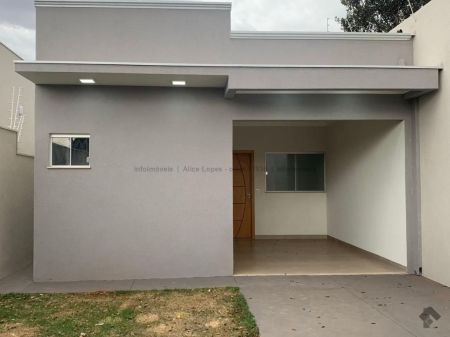 Casa-Térrea em Rita Vieira