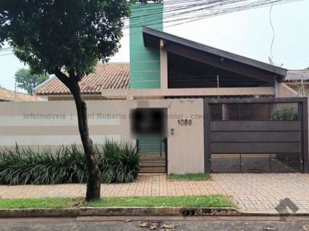 Casa-Térrea em Jardim São Lourenço