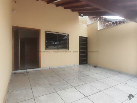 Casa-Térrea em Vila Santa Luzia