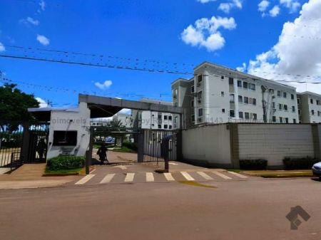 Apartamento em Pioneiros
