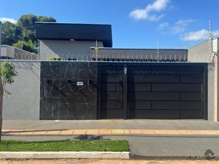 Casa-Térrea em Rita Vieira