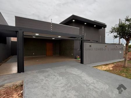 Casa-Térrea em Santa Fé