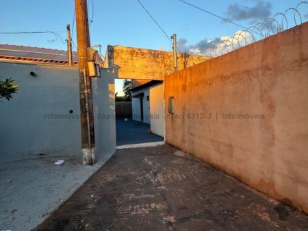 Casa-Térrea em Vila Piratininga