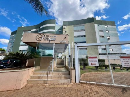 Apartamento em Jardim Veraneio