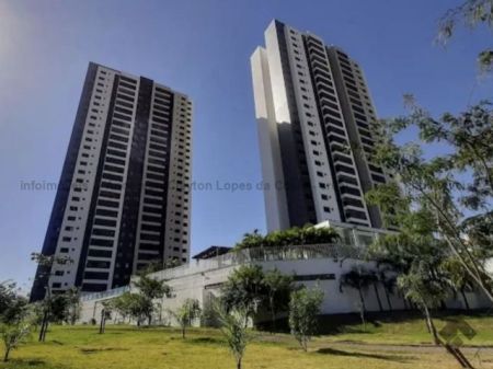 Apartamento em Carandá Bosque II