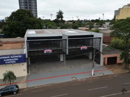 Sala / Salão / Loja em Jardim Climax